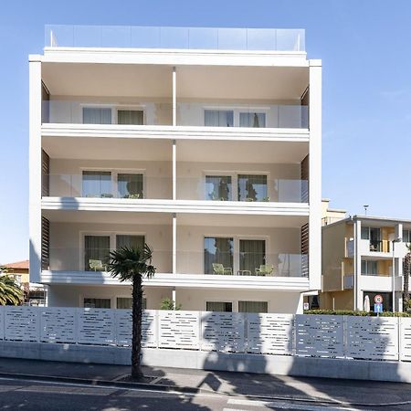 Lake Side Suites Riva del Garda Luaran gambar