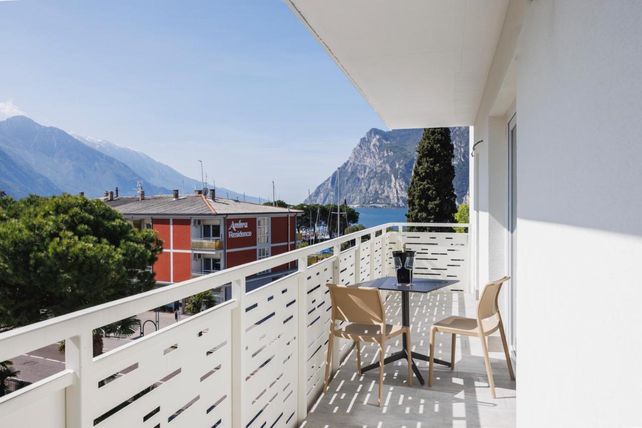 Lake Side Suites Riva del Garda Luaran gambar