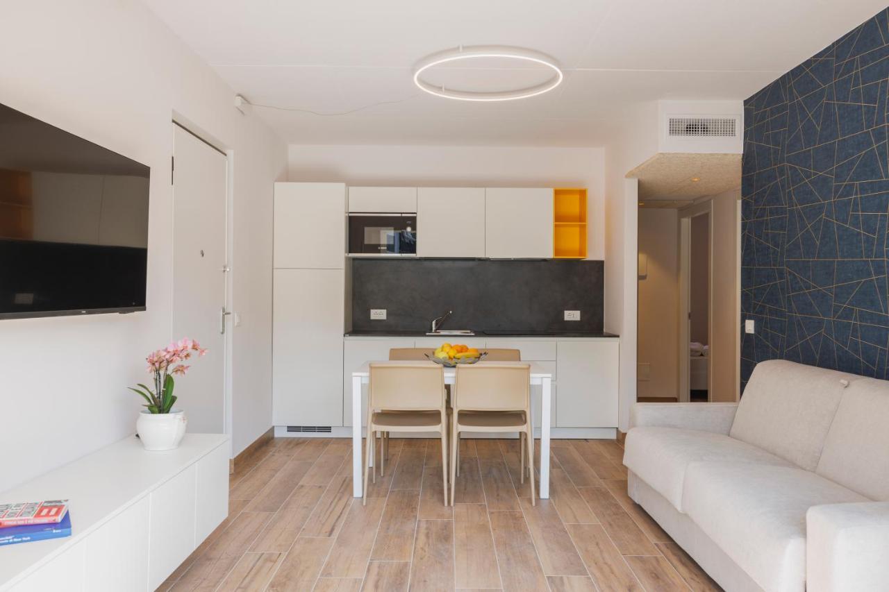 Lake Side Suites Riva del Garda Luaran gambar