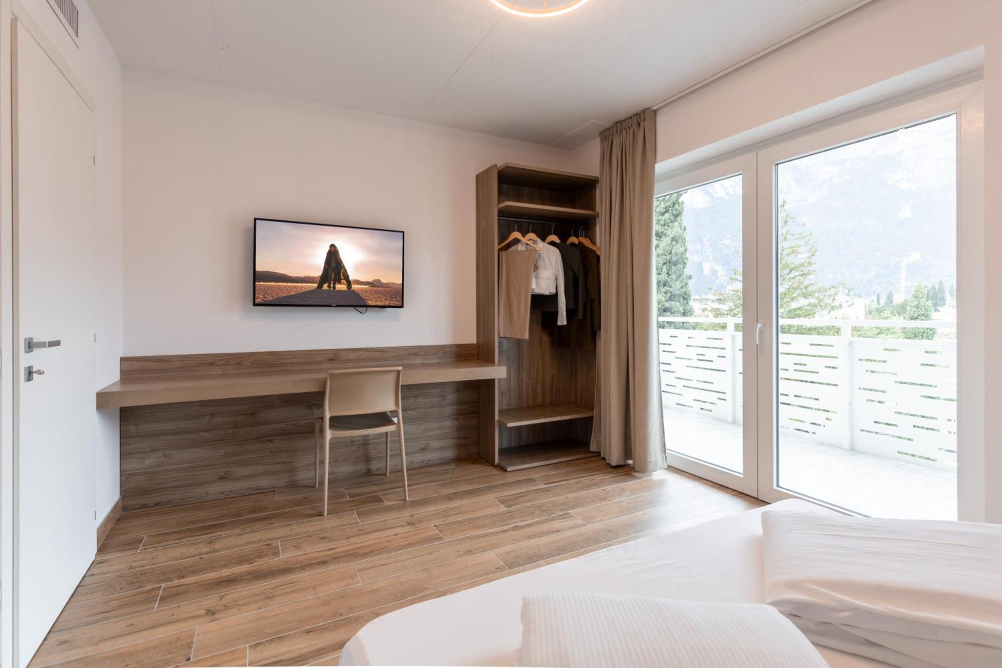 Lake Side Suites Riva del Garda Luaran gambar
